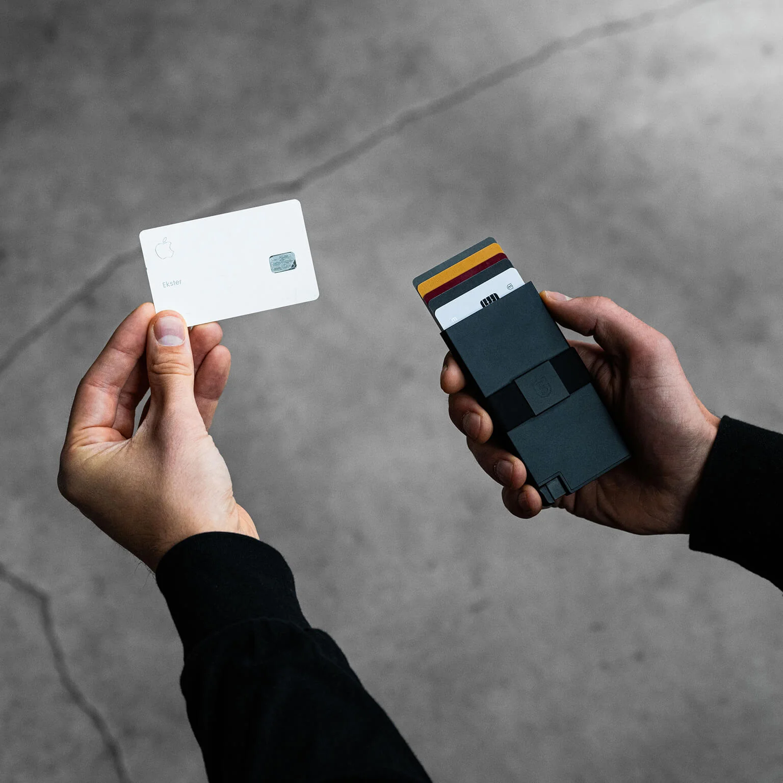 Ekster Cardholder - Image 192