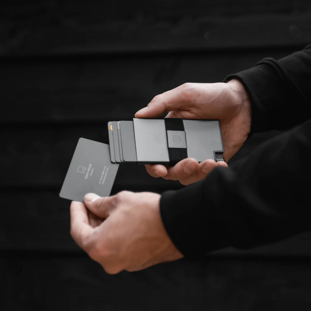Ekster Cardholder - Image 23