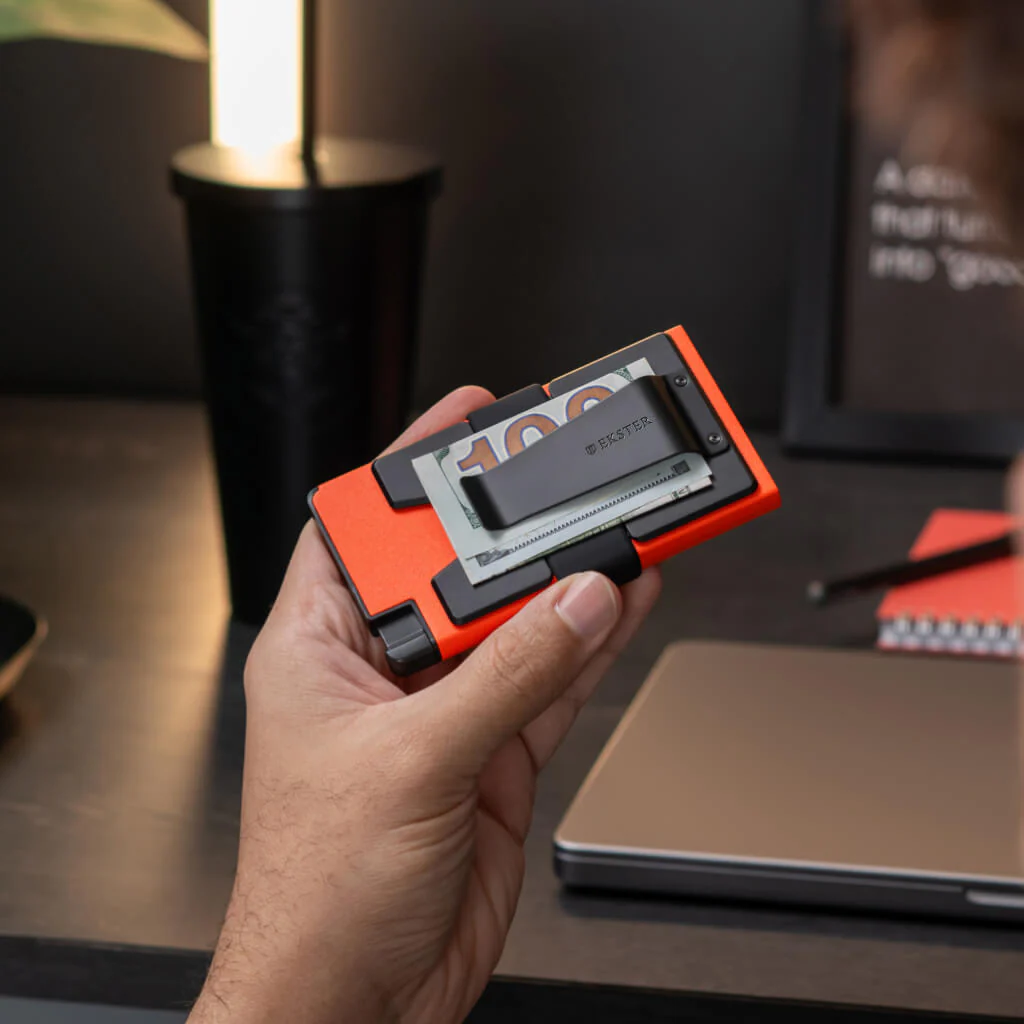 Ekster Cardholder Pro - Image 170
