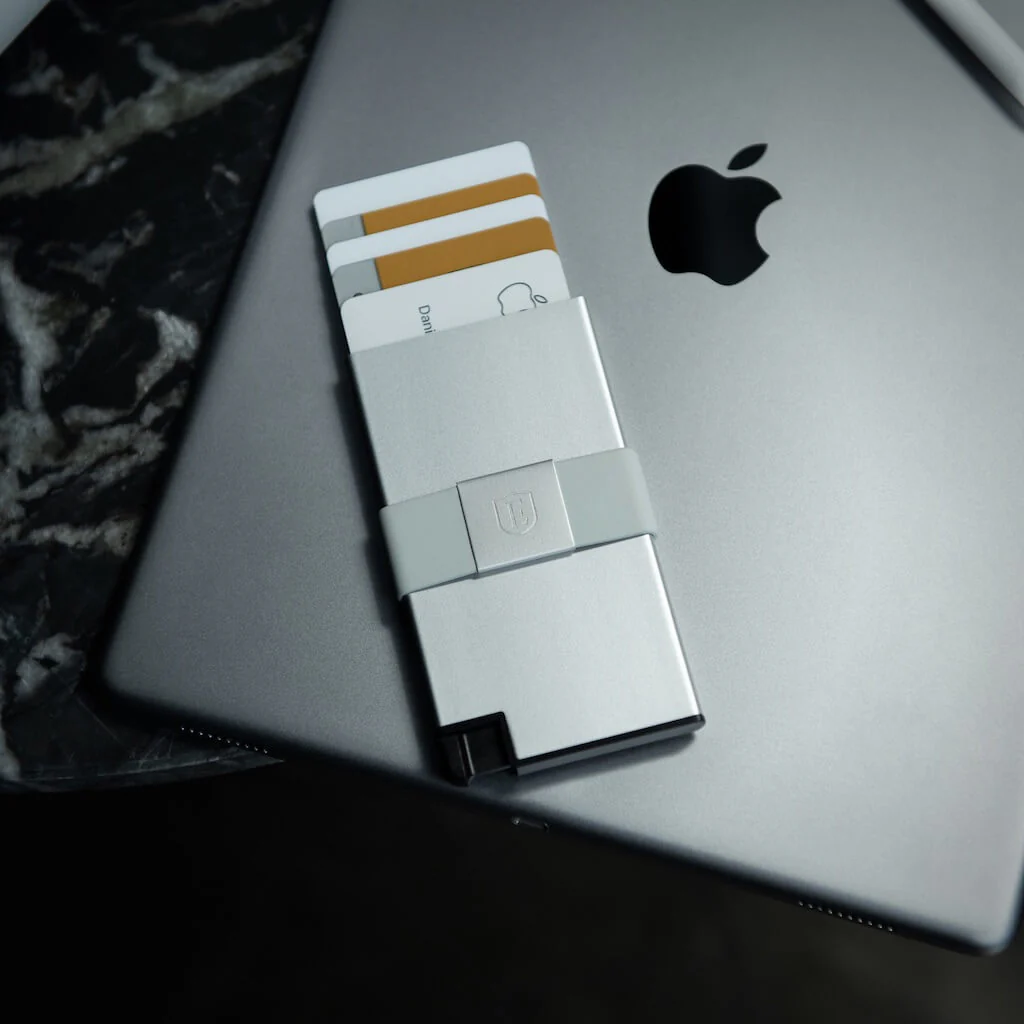 Ekster Cardholder - VIP Offer - Image 42
