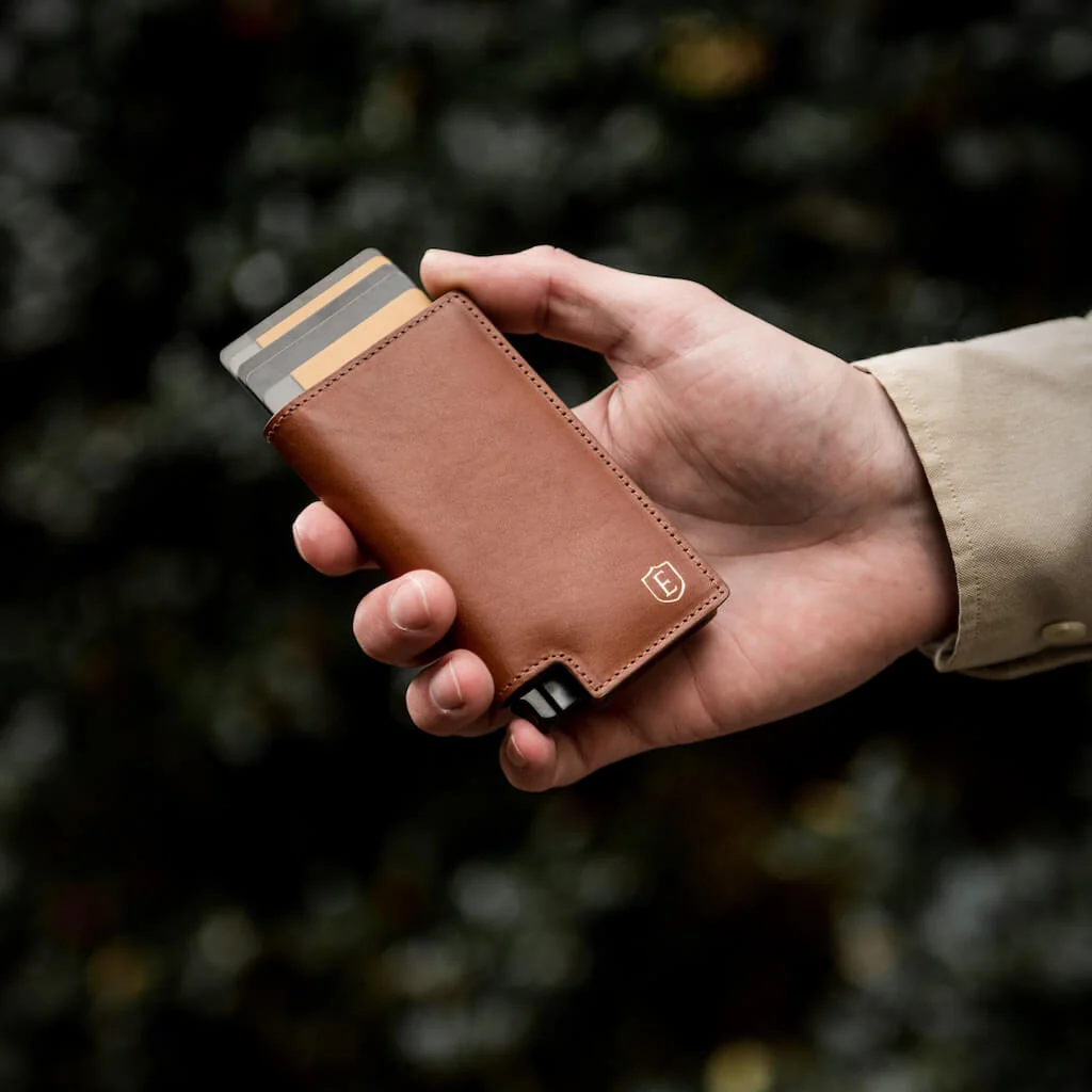 Ekster Wallet - Image 35