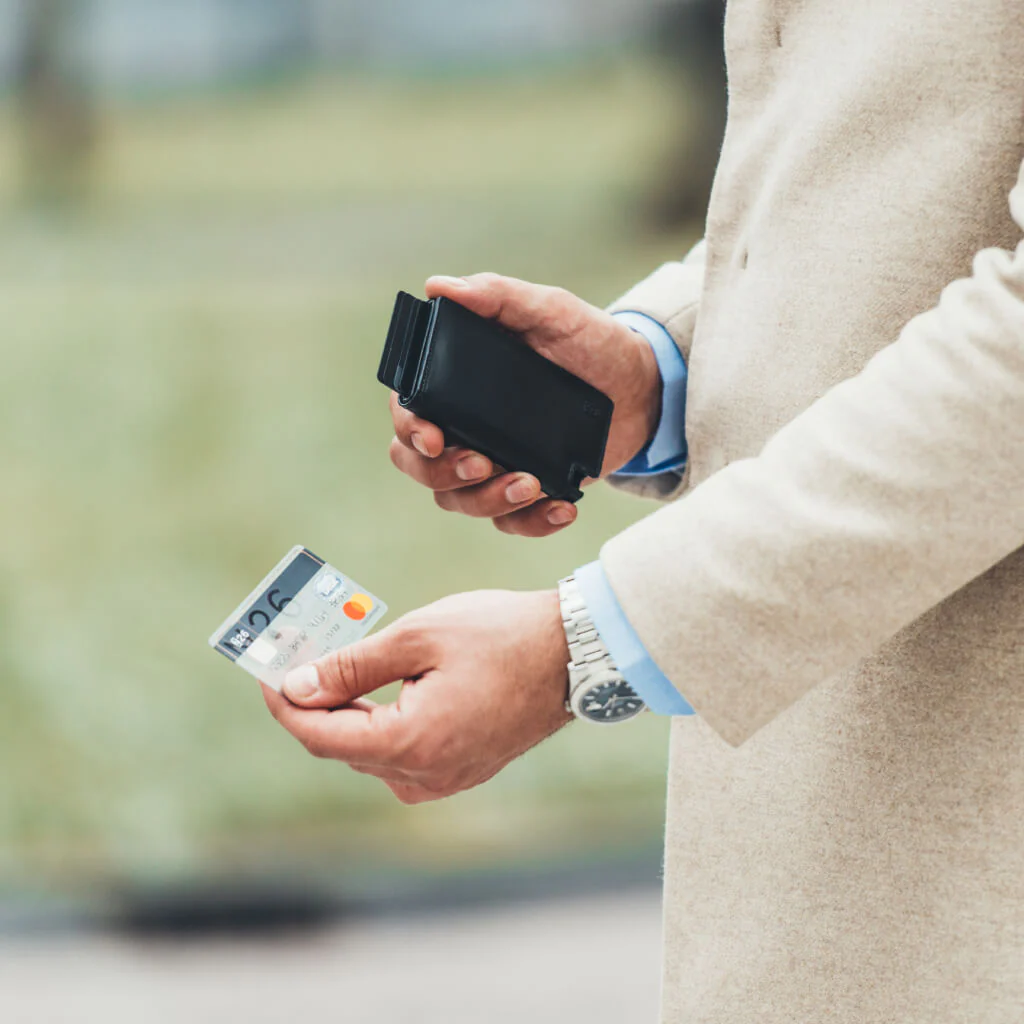 Ekster Wallet - Image 56