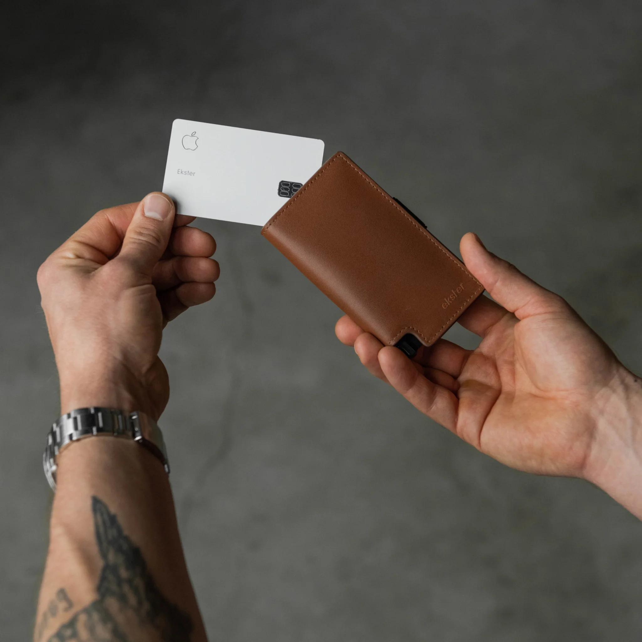 Ekster Wallet - Image 75