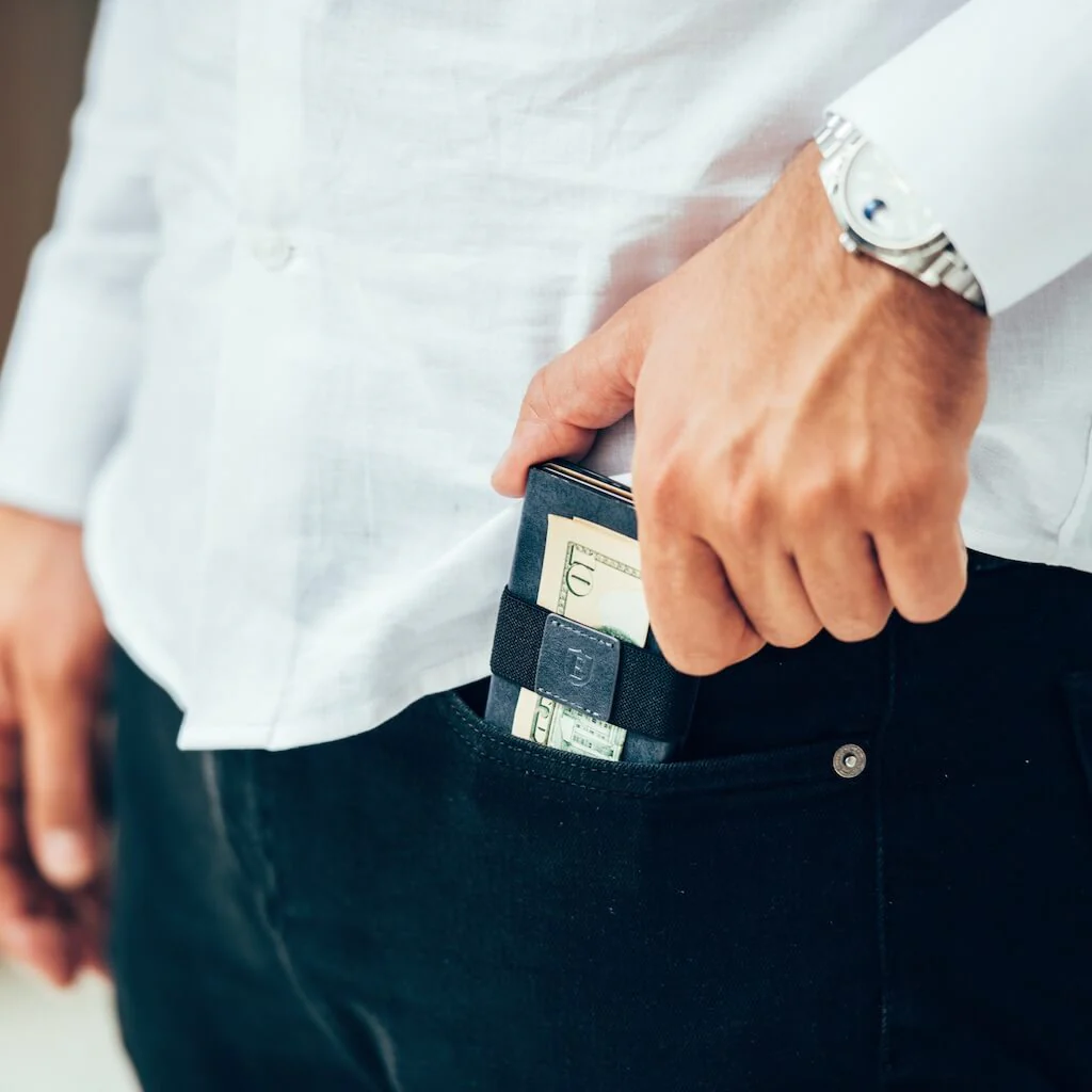 Leather Cardholder - VIP Offer - Image 26
